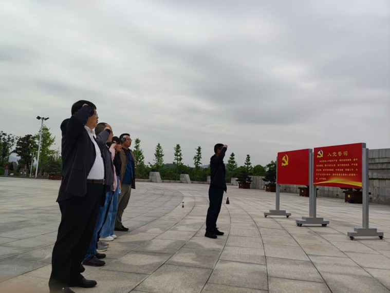 QQ图片20210427181612.png